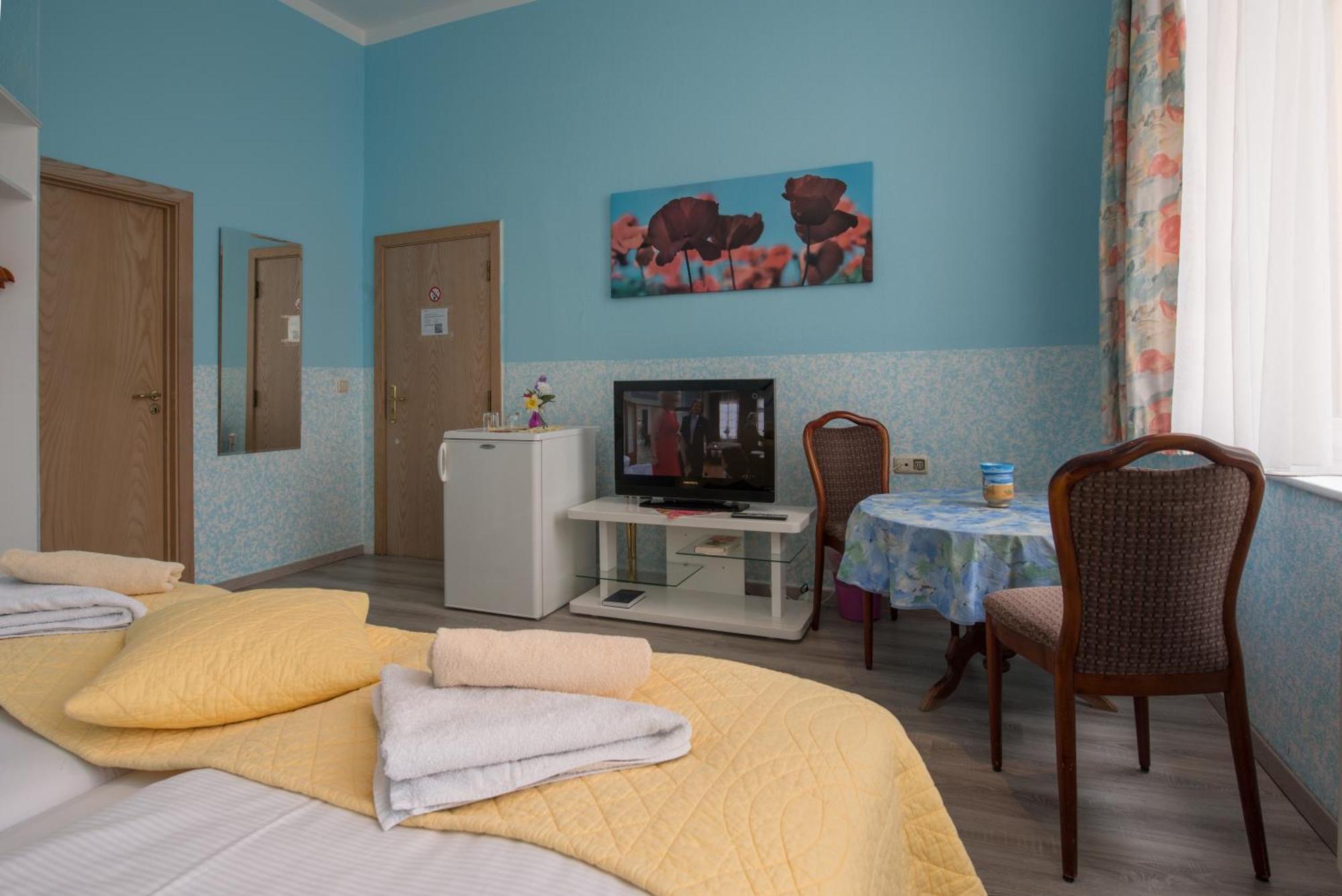 Hotel Knoepel Wismar Ngoại thất bức ảnh